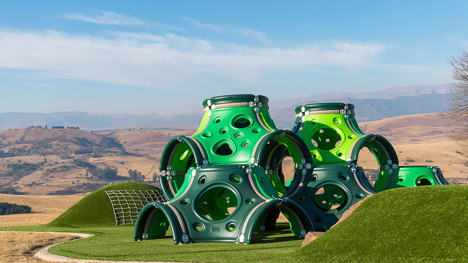 Cayley Mountain Resort